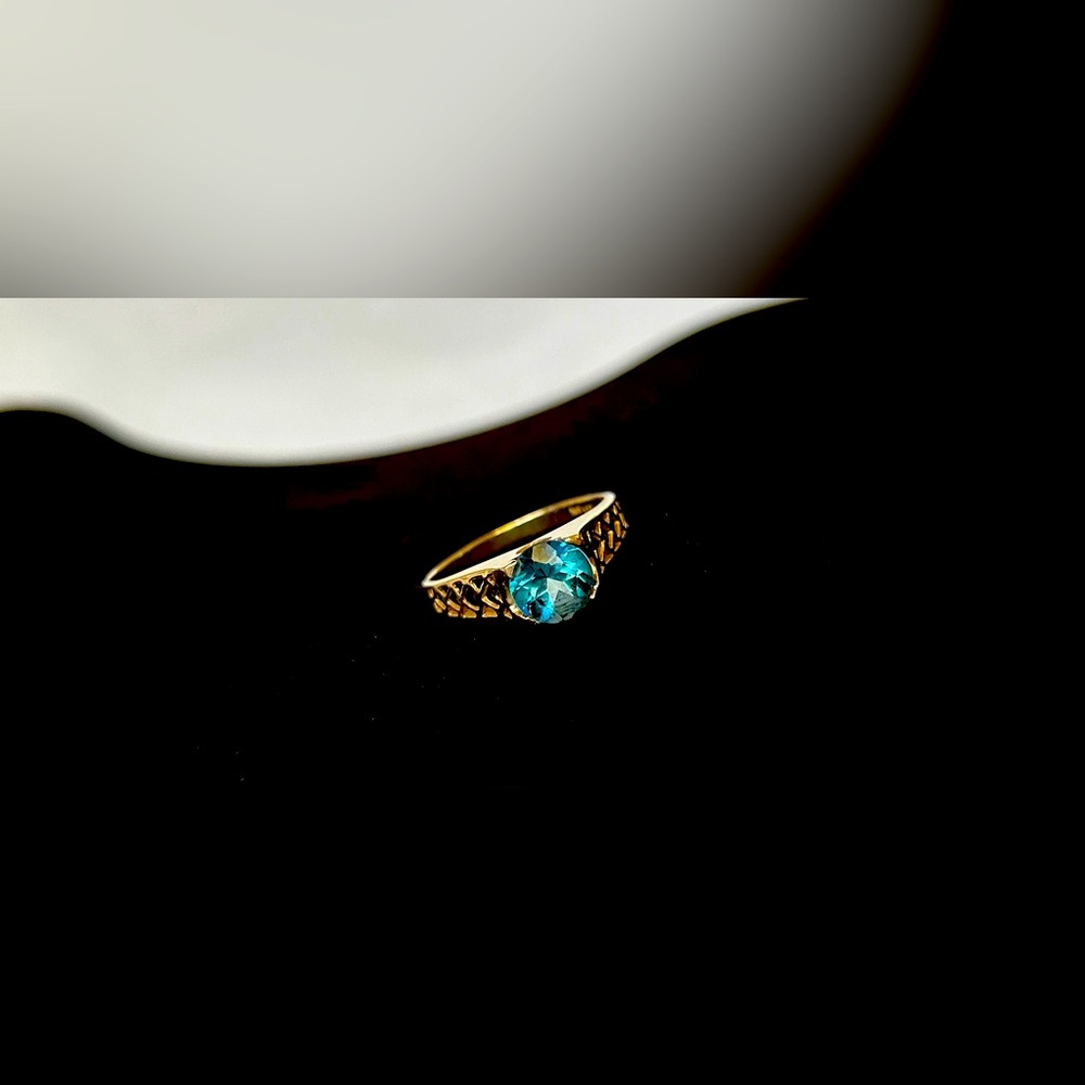 Solid 10k Gold Topaz Ring